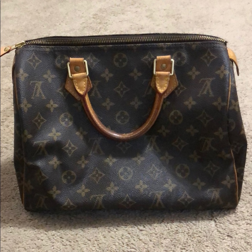 Louis Vuitton Speedy 30